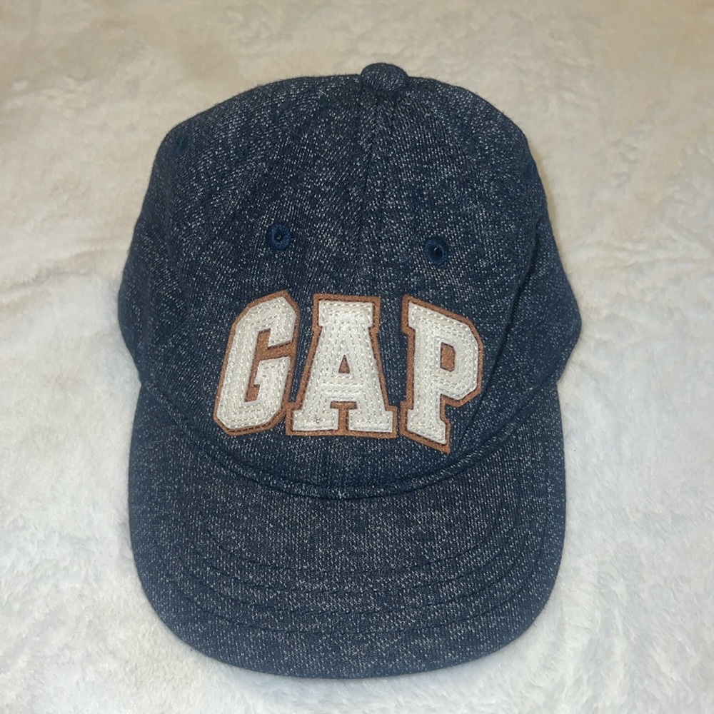 Gap baby hat